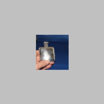 2020_12_12_11_14_59_LLF flask.JPG